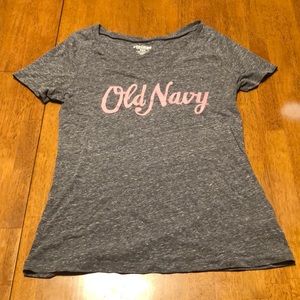 Gray a short sleeve shirt from Old Navy size M